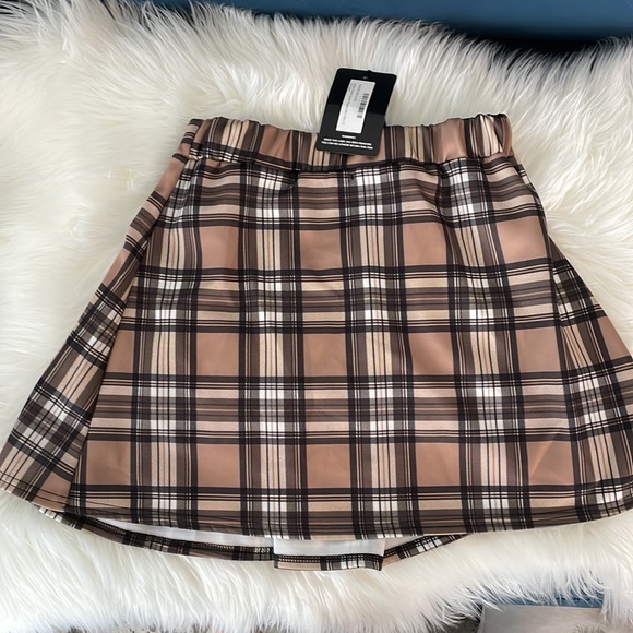 PLT Stone Cold Scuba Pleated Mini Skirt - Picture 8 of 9